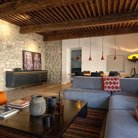 Le Prieure Vals-les-Bains