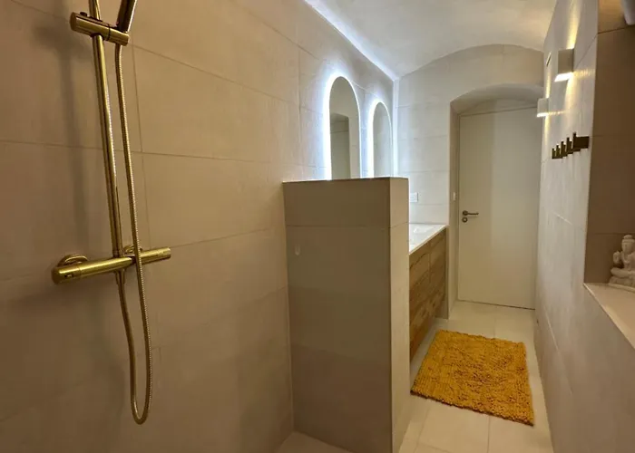 Le Prieure 度假居 *