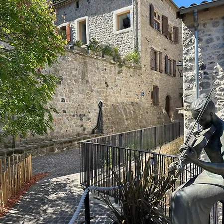 Le Prieure * Vals-les-Bains